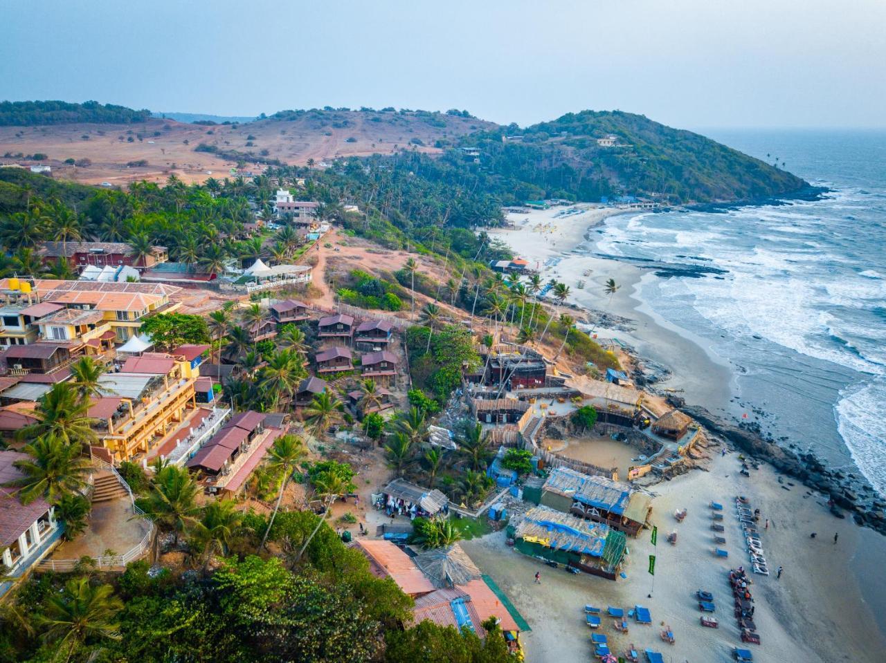 Alcove Resort Вагатор Экстерьер фото